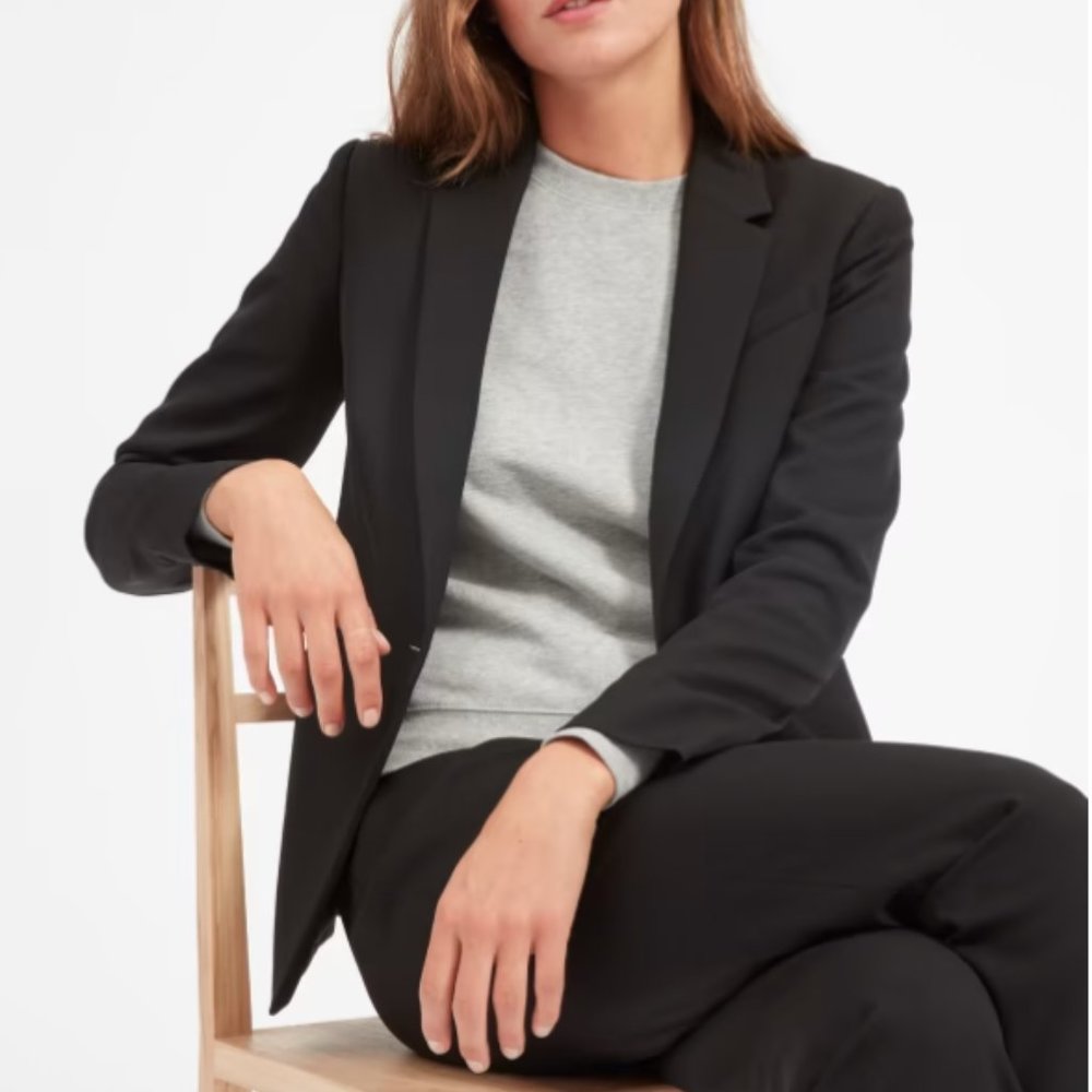 Everlane Italian Go Weave Classic Black Blazer NWT size 6